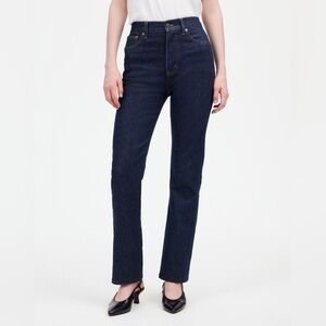 Madewell Petite '90s Straight Jean in Norman dark wash